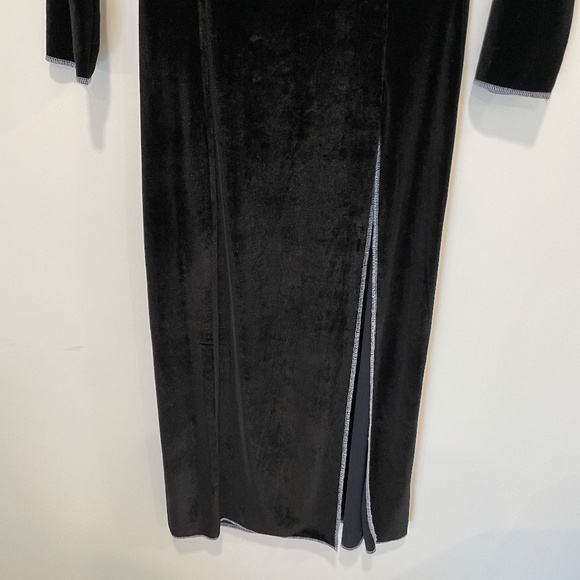 DAWANG Velvet Side Slit Dress in Black - Picture 6 of 14